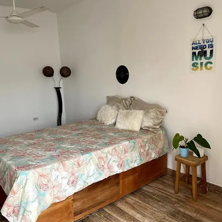 Comfy Near The Airport Habitación en casa particular Cartagena